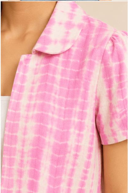 Pink & White Leheriya-Style Tie-Dye Cropped Jacket with Puff Sleeves - Image 6